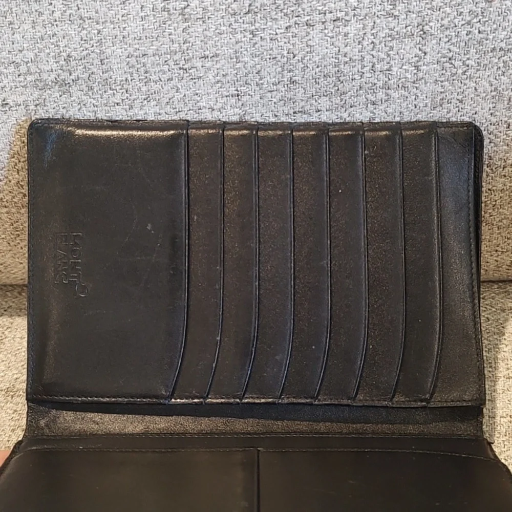 Montblanc Black Leather Travel Wallet•8cc+•Bifold•Used